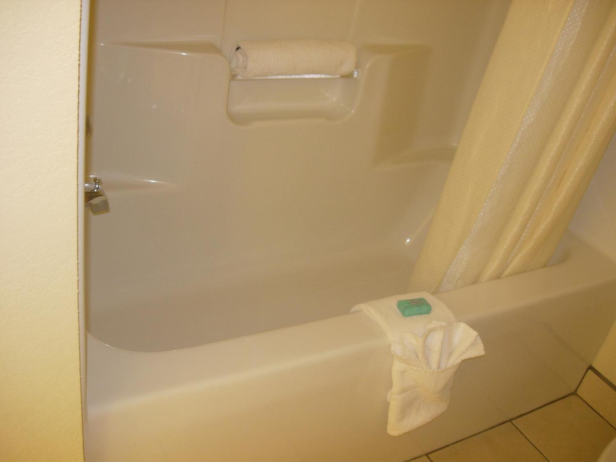 Western Inn & Suites Дуґлас Екстер'єр фото