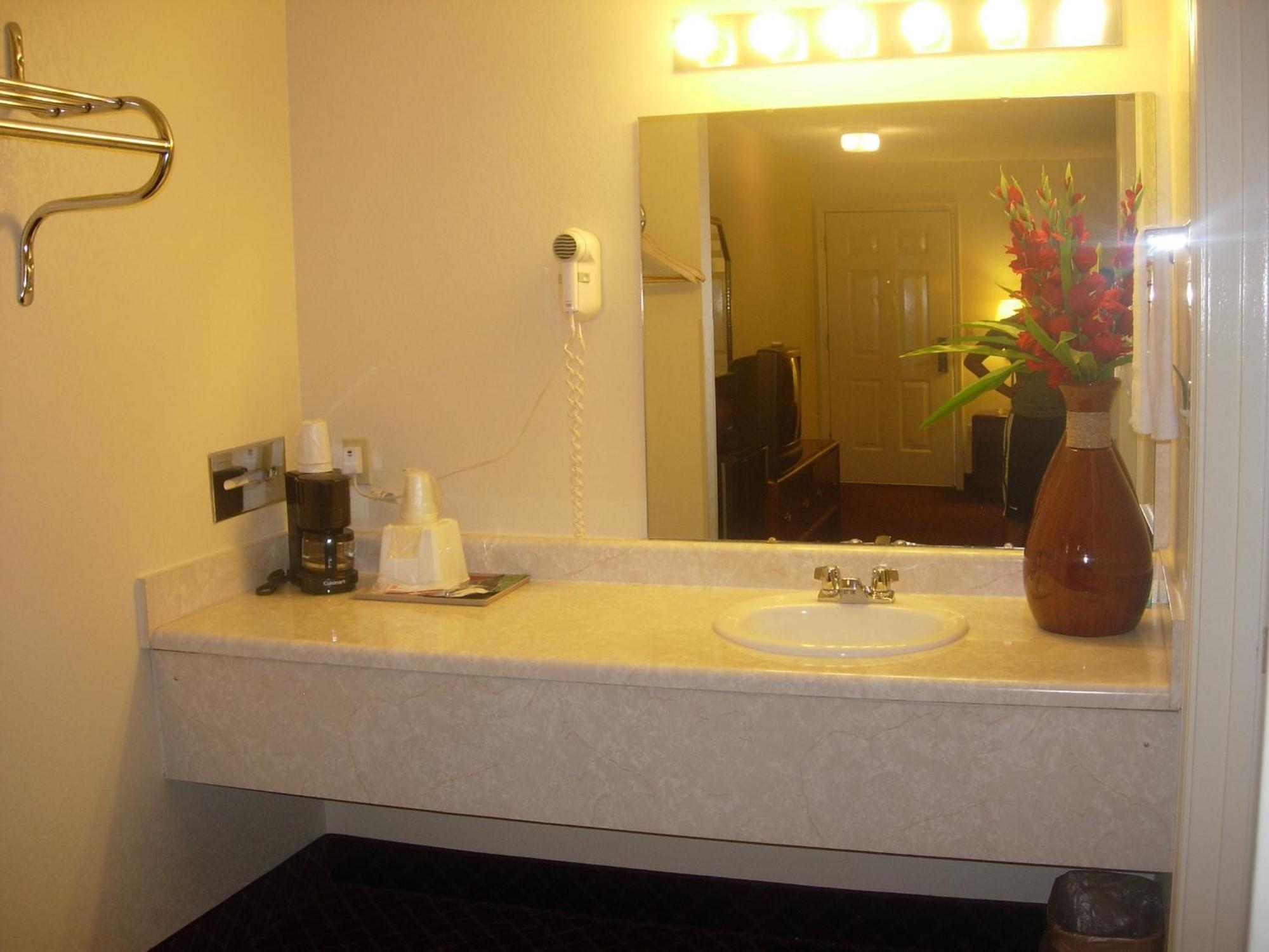 Western Inn & Suites Дуґлас Екстер'єр фото